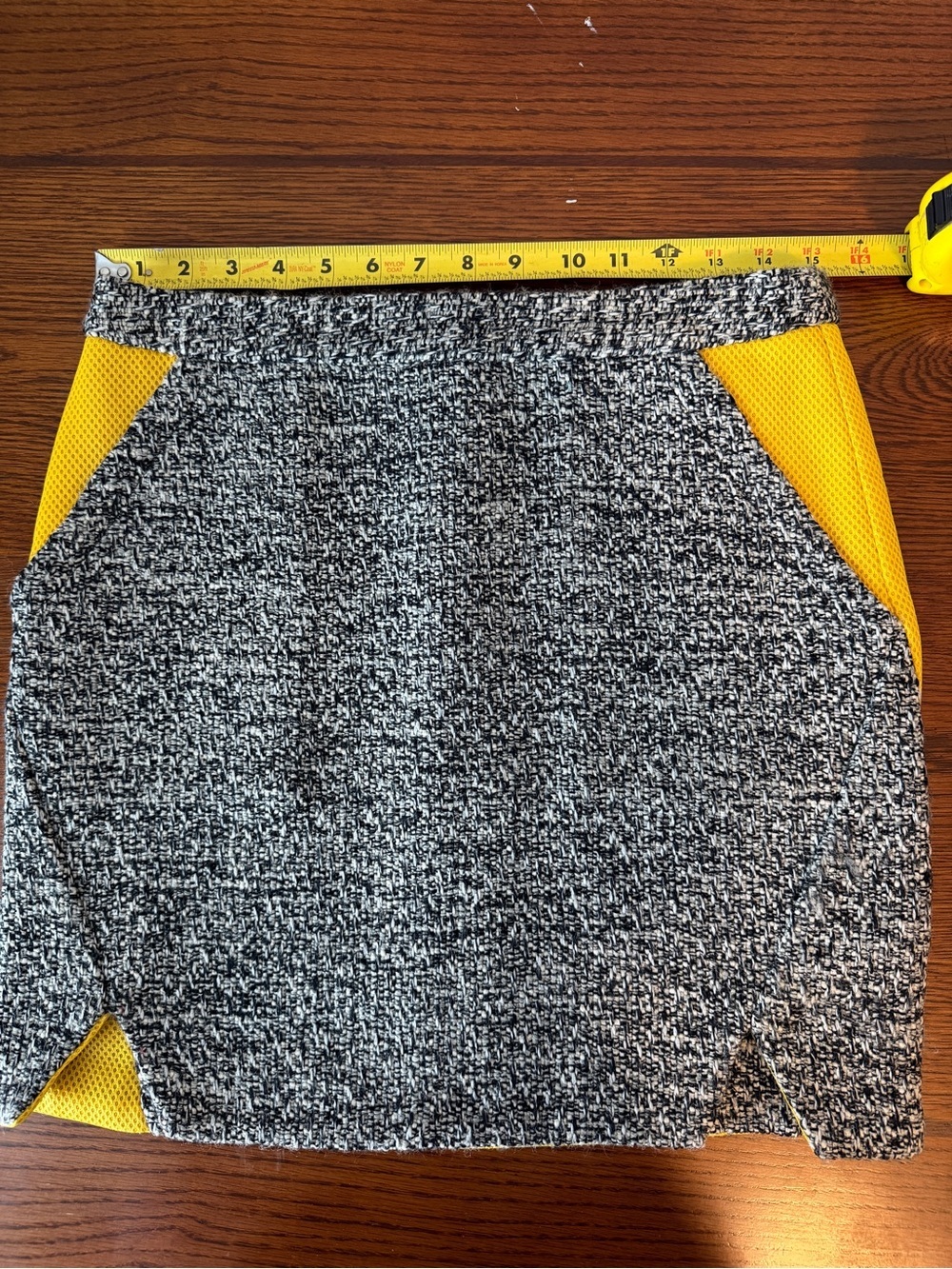 Rebecca Minkoff Black & Yellow Tweed Mini Skirt Size 4 EUC | $198